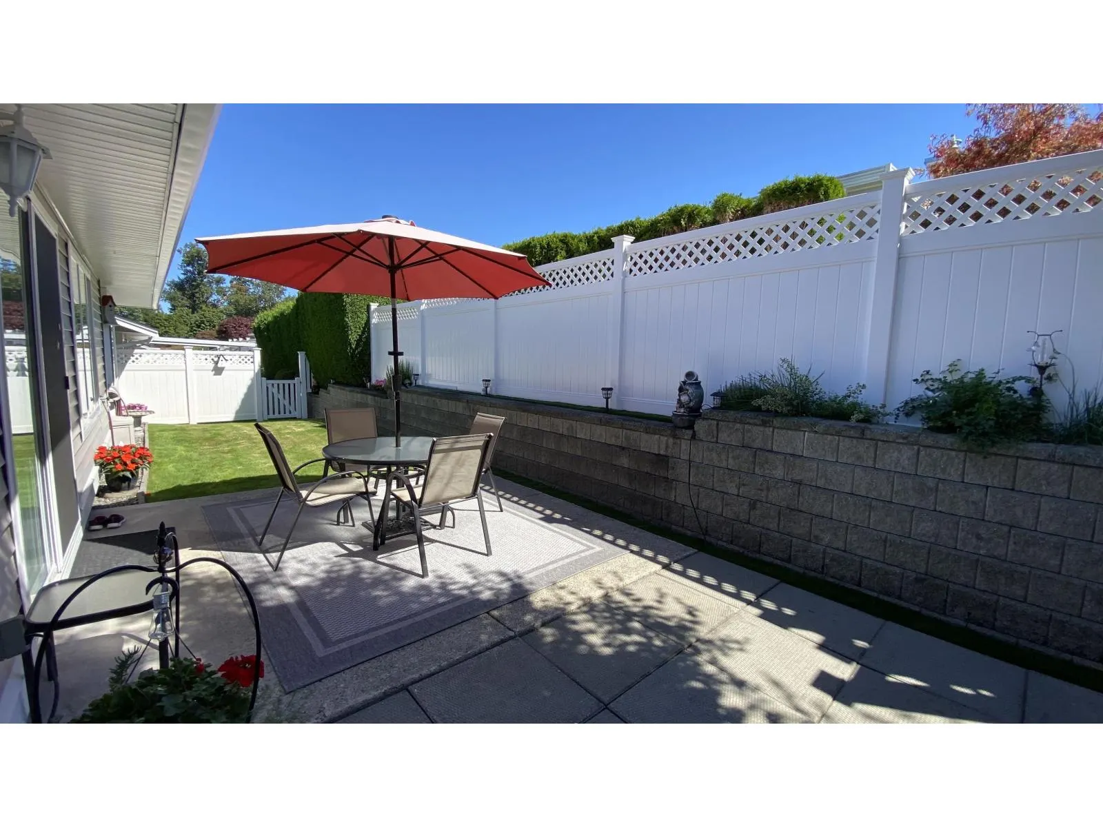26 6885 184 STREET