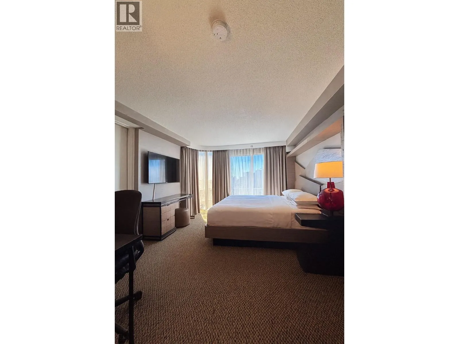 1705 5911 MINORU BOULEVARD