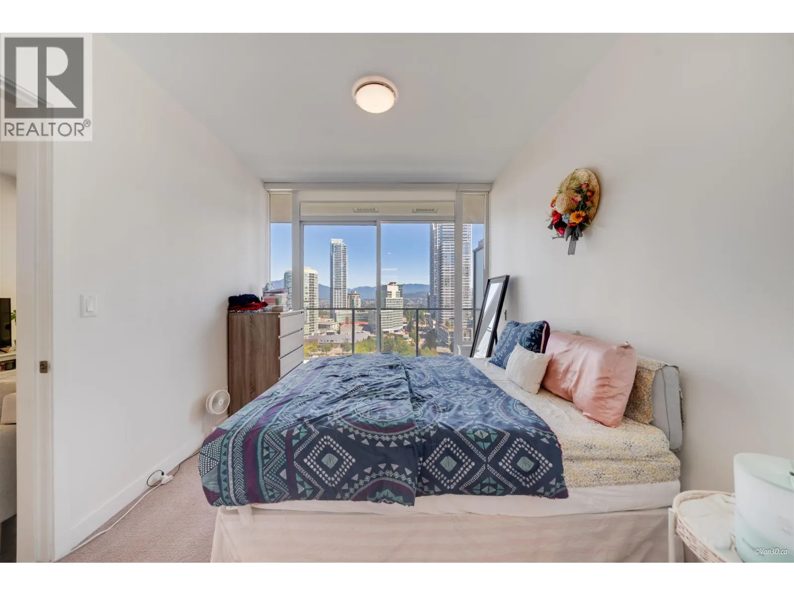 1308 6383 MCKAY AVENUE