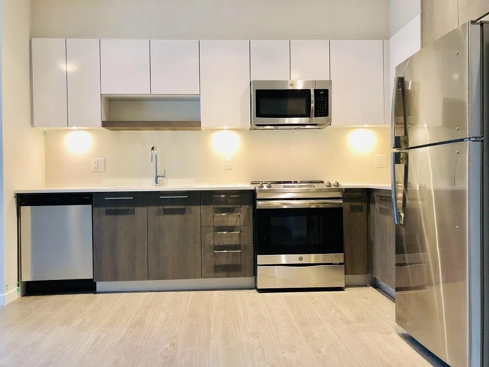 310 13768 108 AVENUE