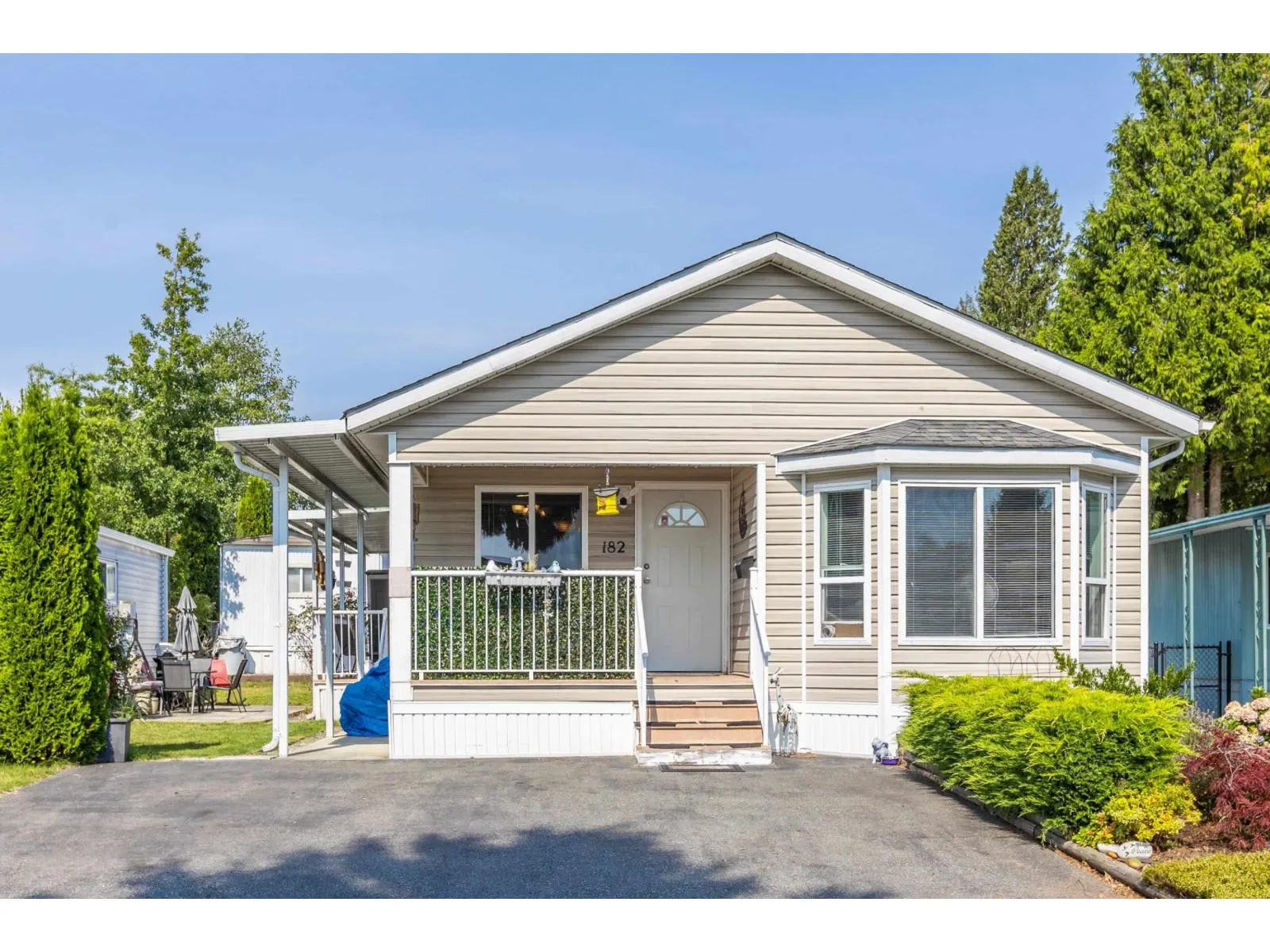 182 1840 160 STREET