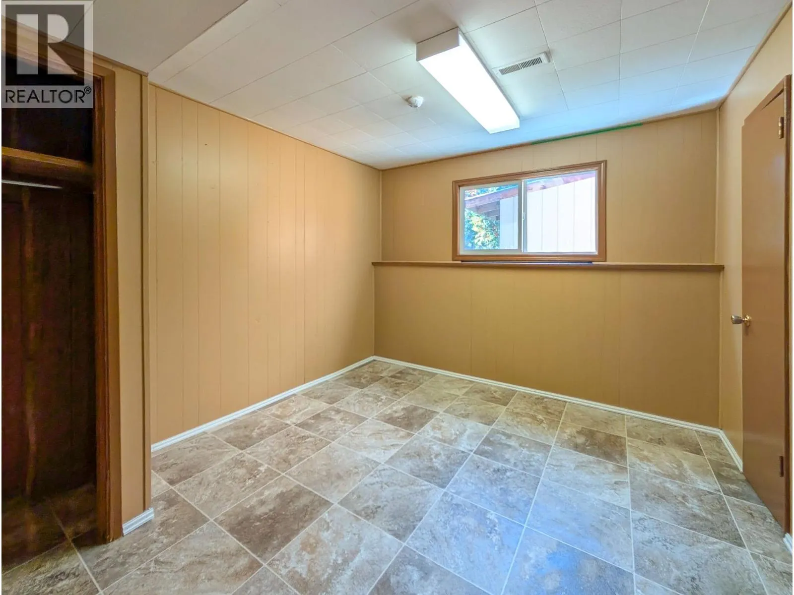 1157 BABINE CRESCENT