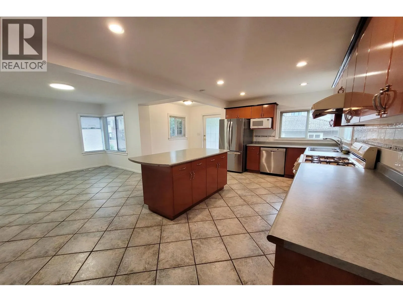 1467 W 58TH AVENUE