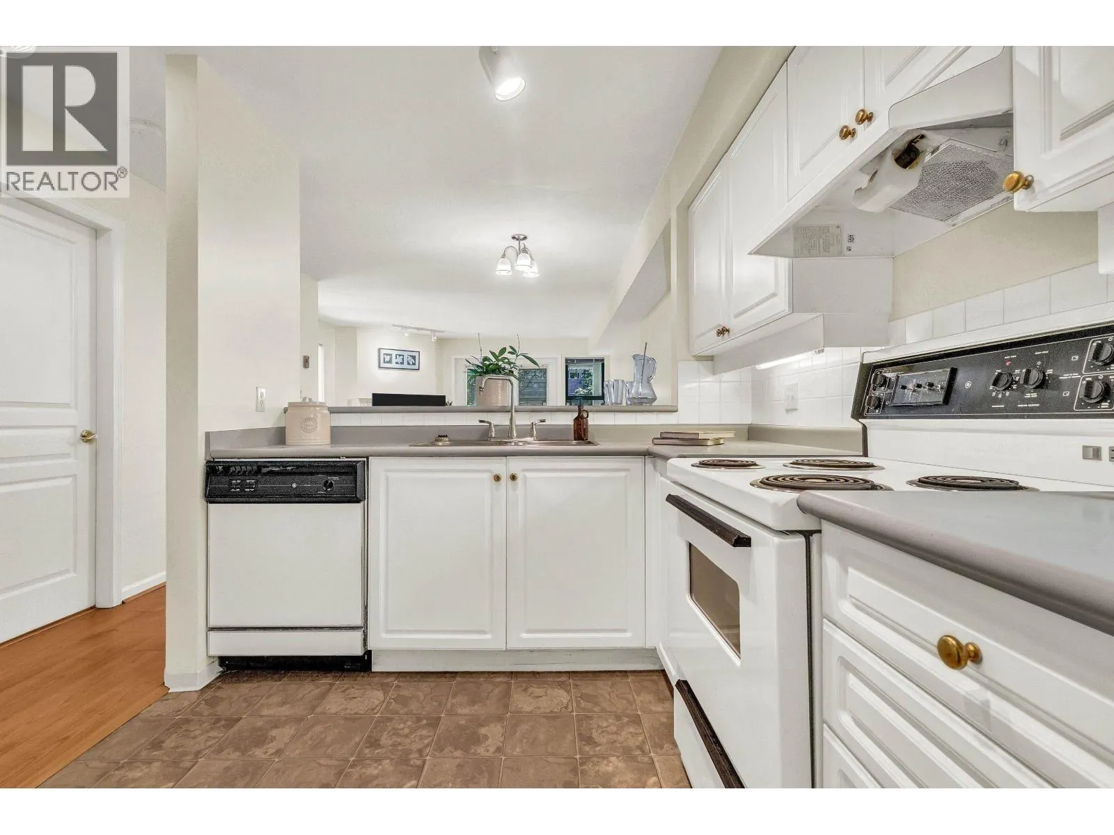 201B 7025 STRIDE AVENUE