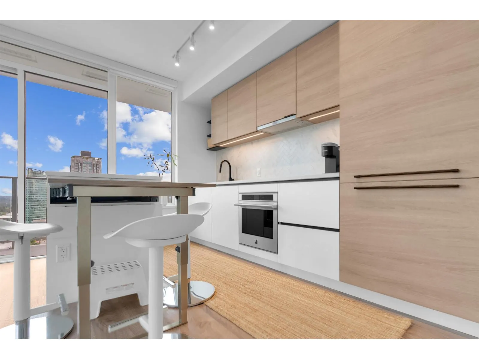 2508 13428 105 AVENUE