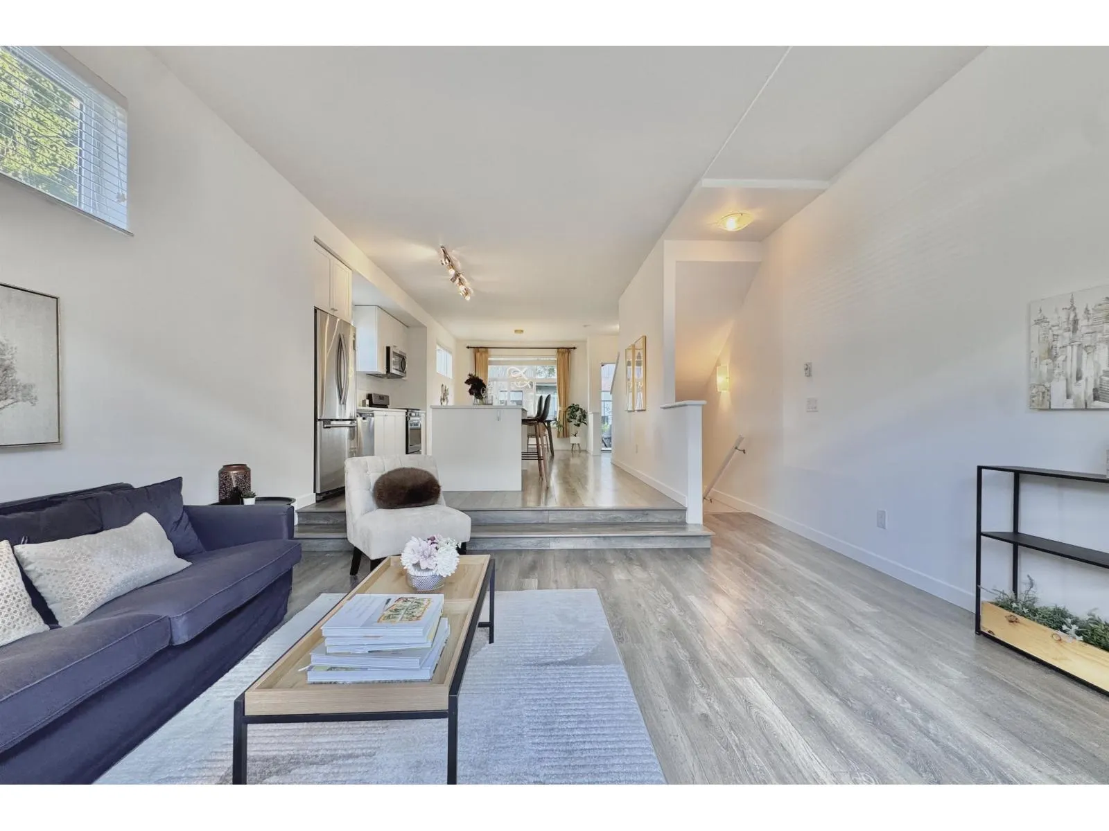 36 16678 25 AVENUE