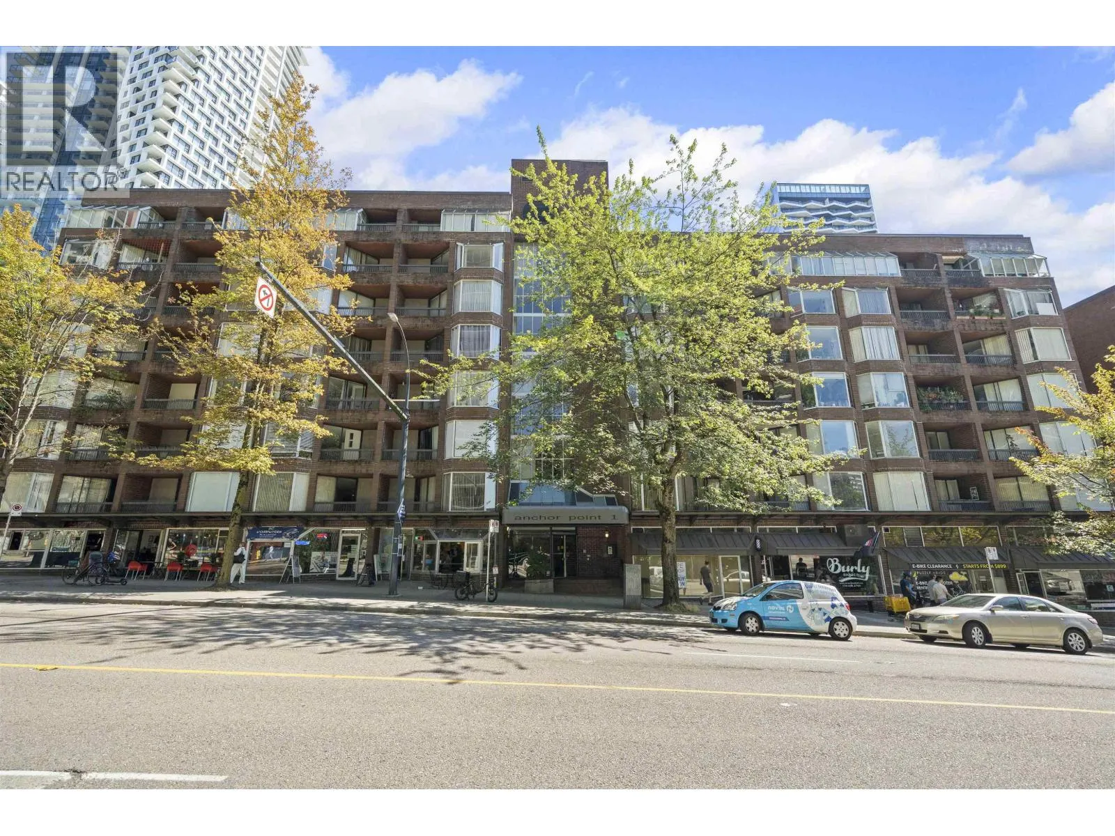 313 1330 BURRARD STREET