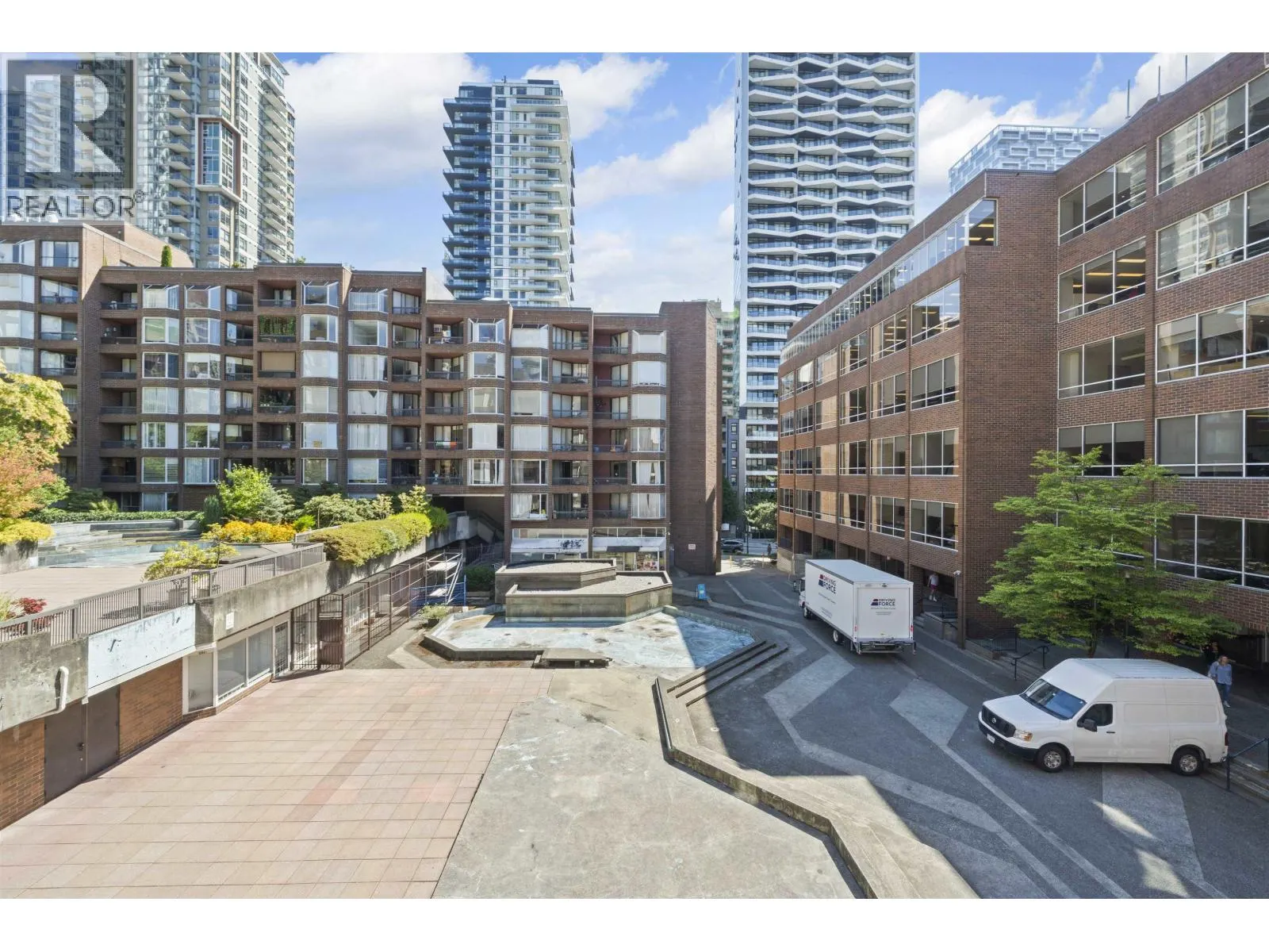 313 1330 BURRARD STREET