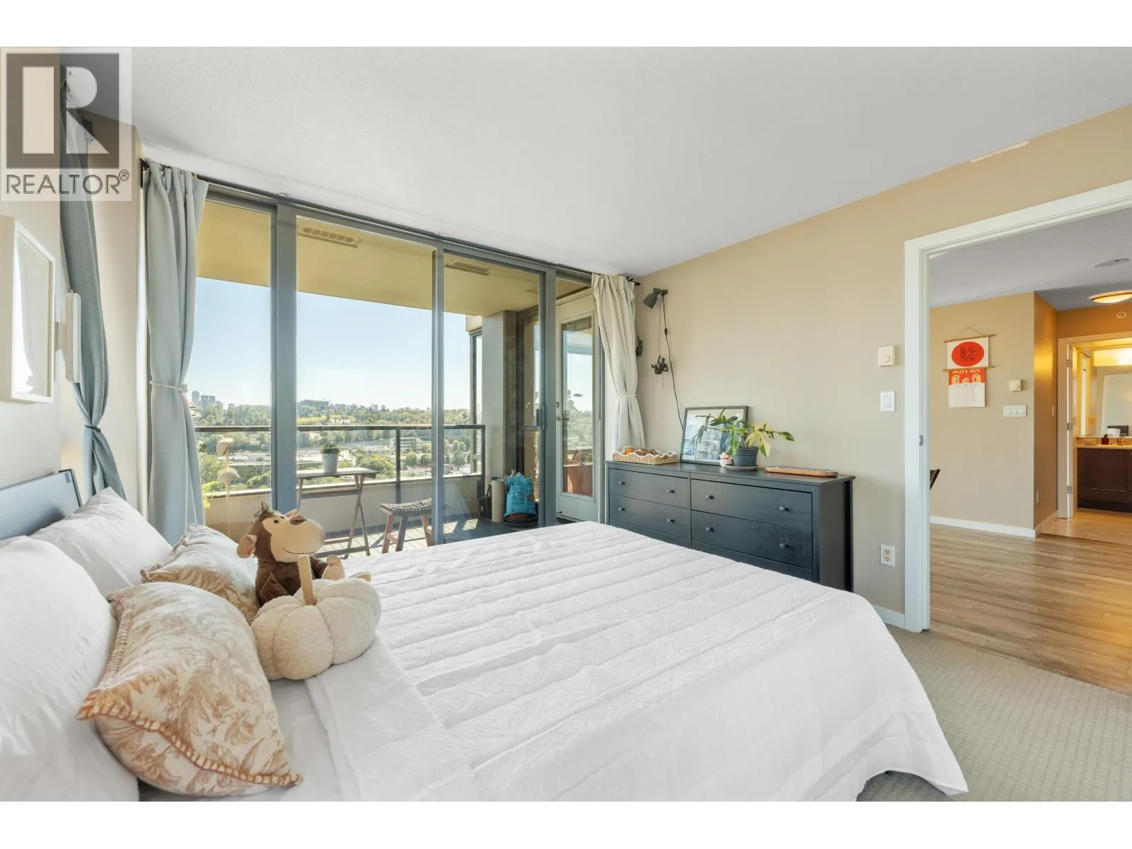 1806 4178 DAWSON STREET