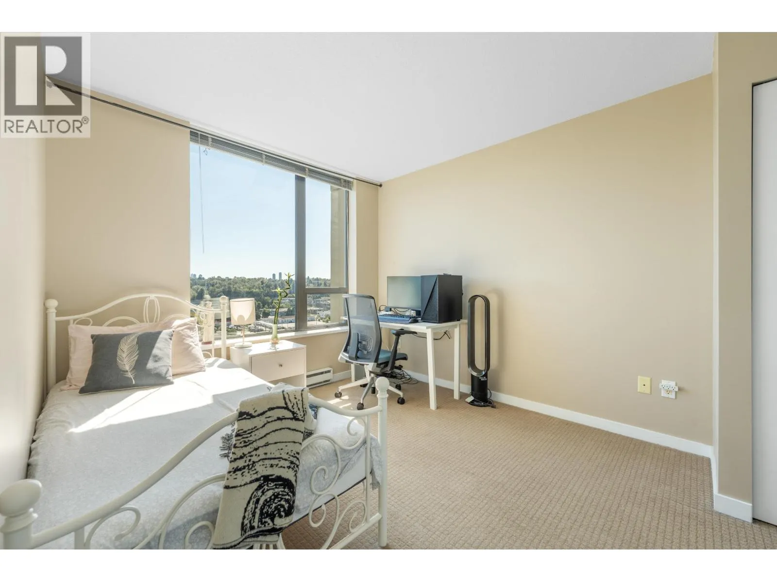 1806 4178 DAWSON STREET