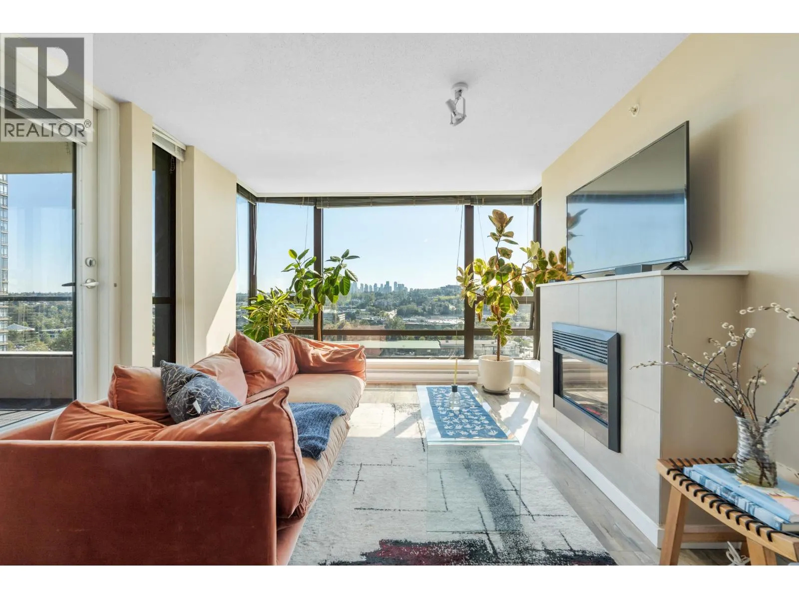 1806 4178 DAWSON STREET