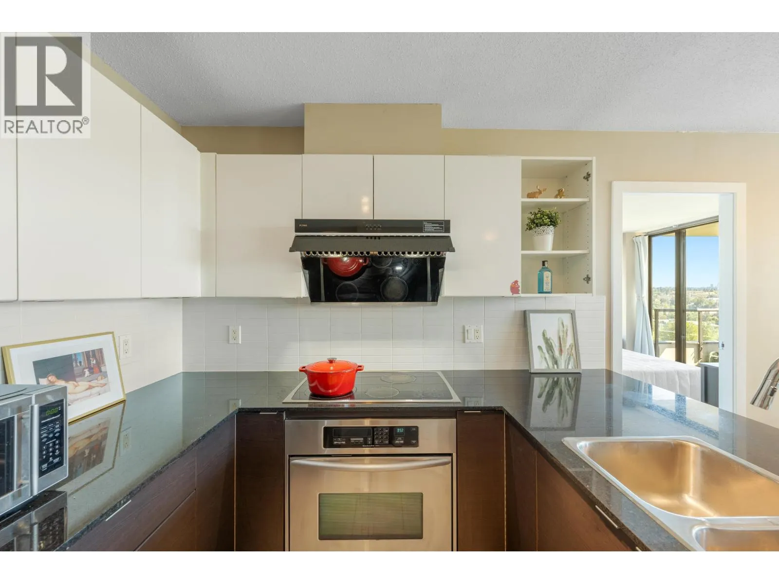 1806 4178 DAWSON STREET