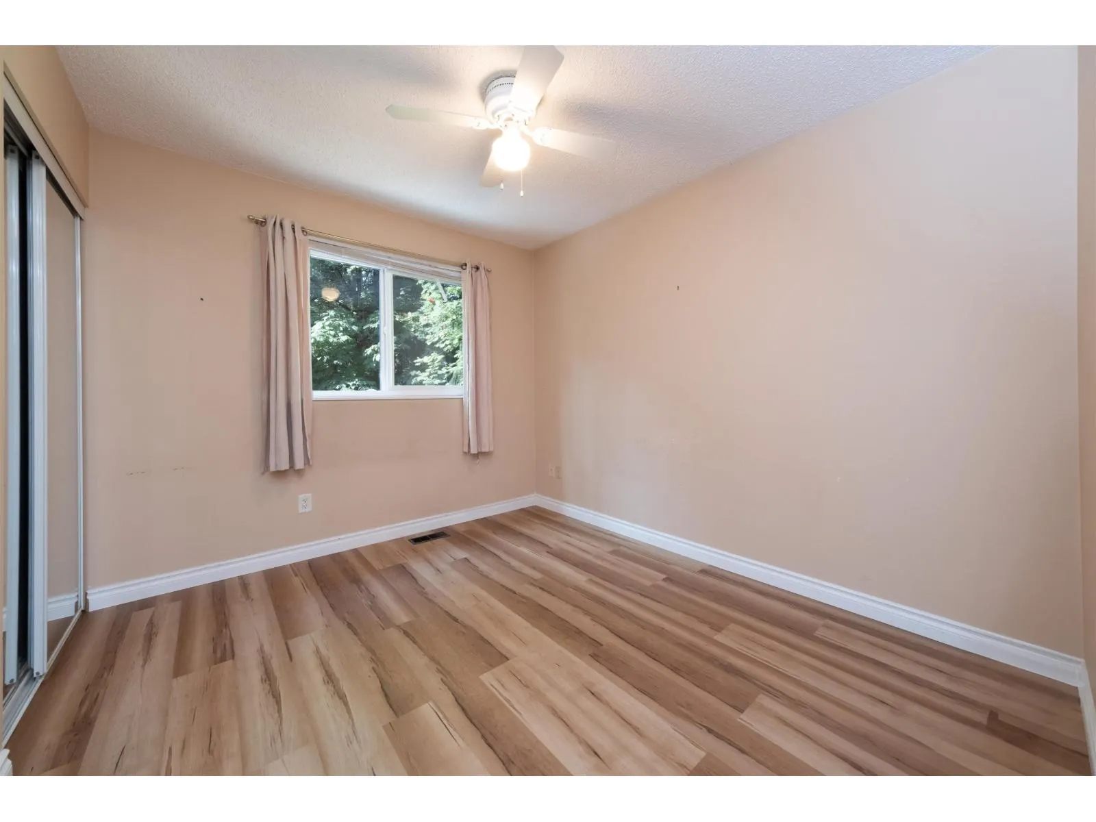 11436 ROYAL CRESCENT