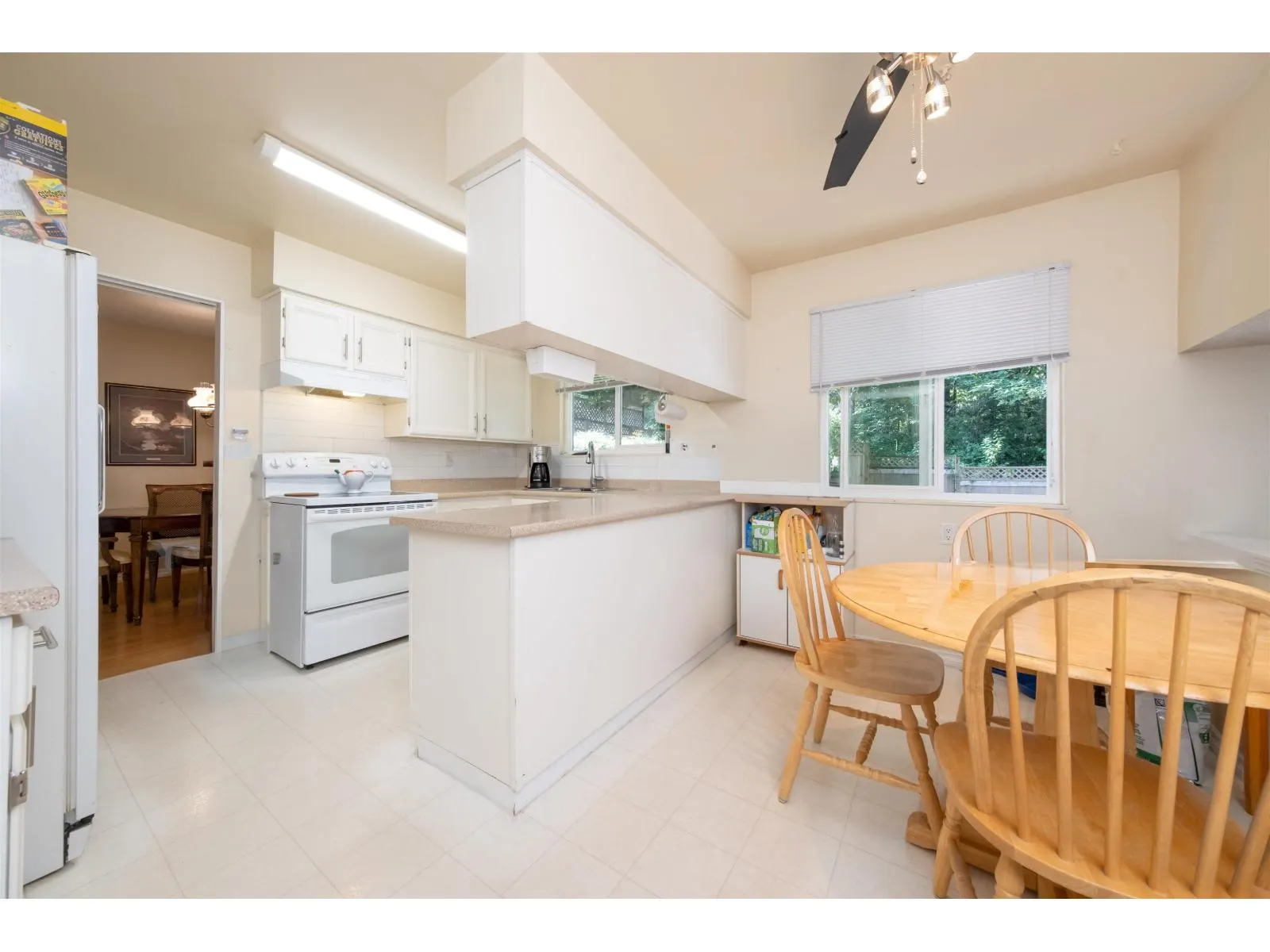 11436 ROYAL CRESCENT