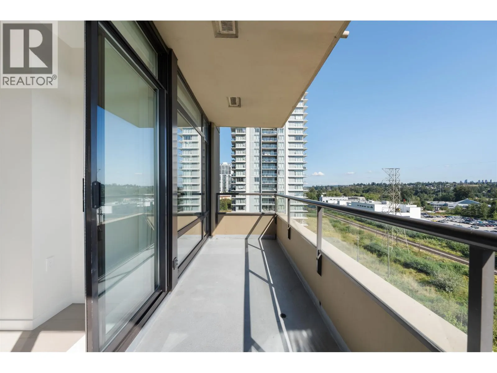 1002 2355 MADISON AVENUE