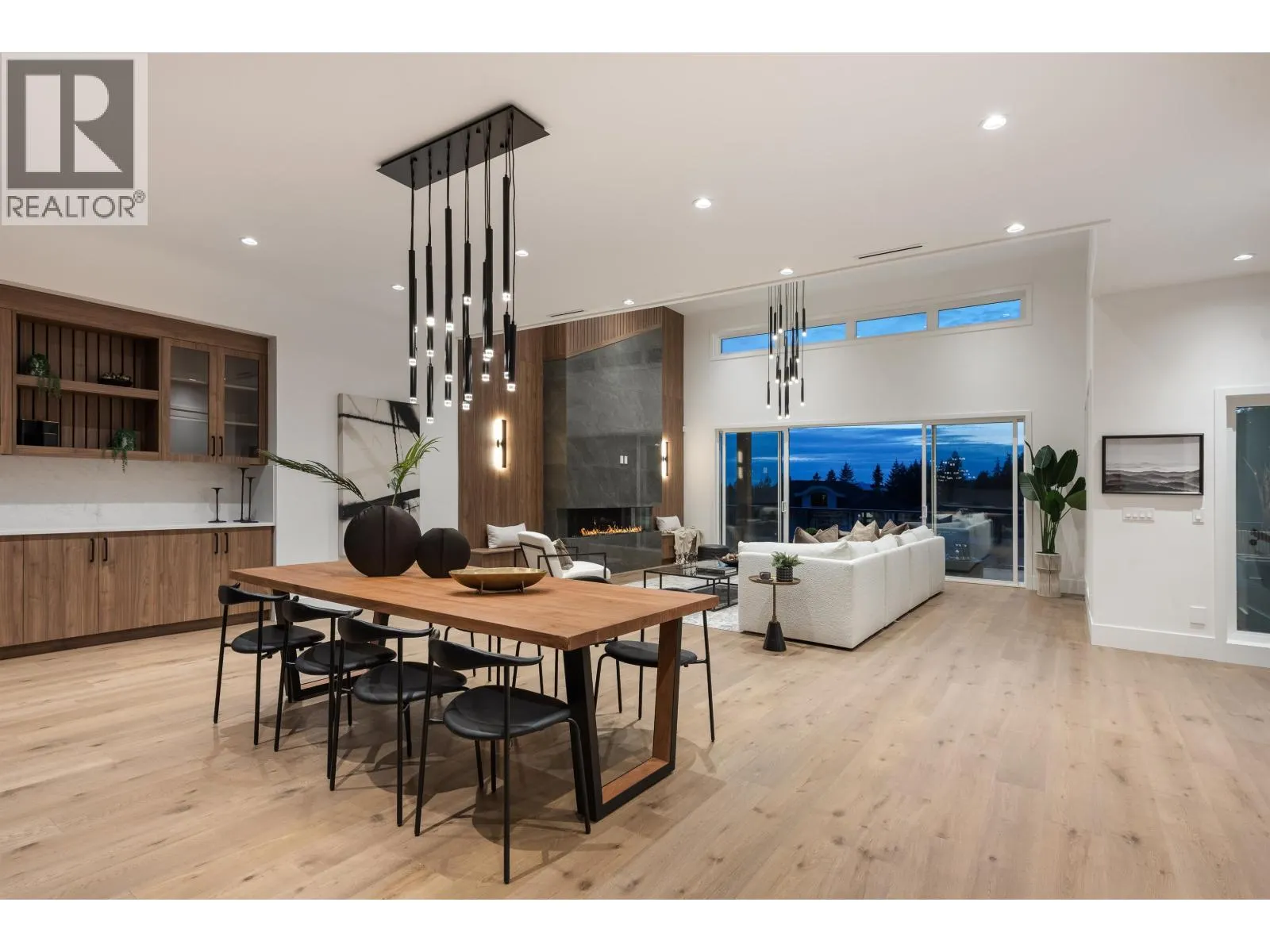 1486 COAST MERIDIAN ROAD