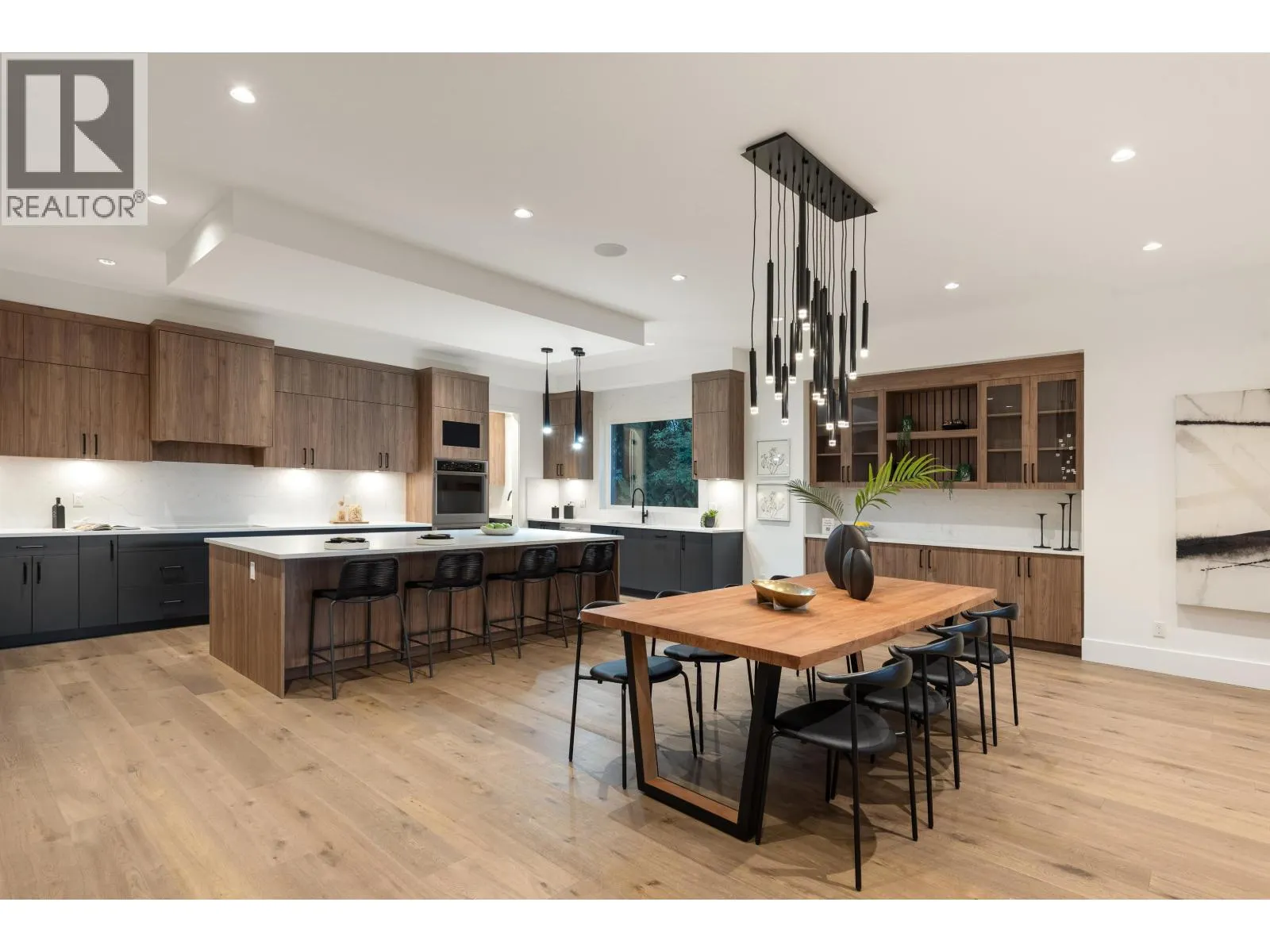 1486 COAST MERIDIAN ROAD