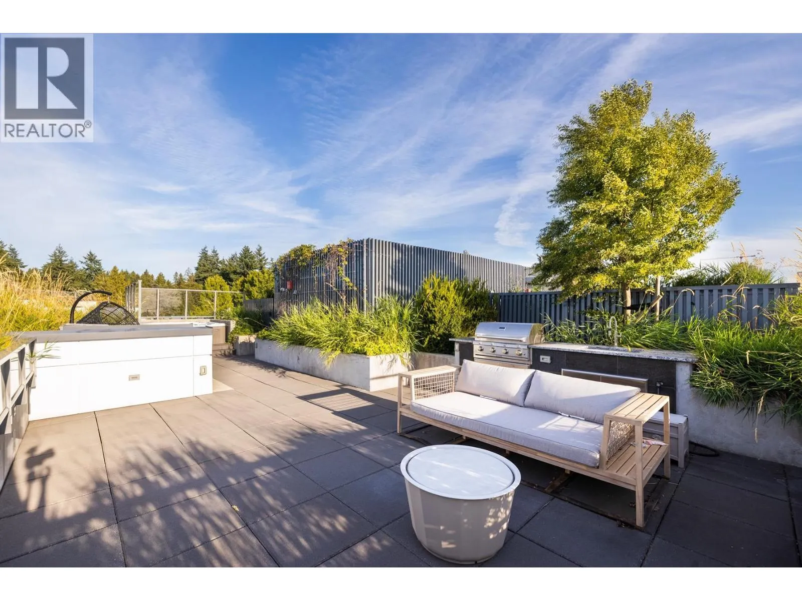 602 4685 CAMBIE STREET