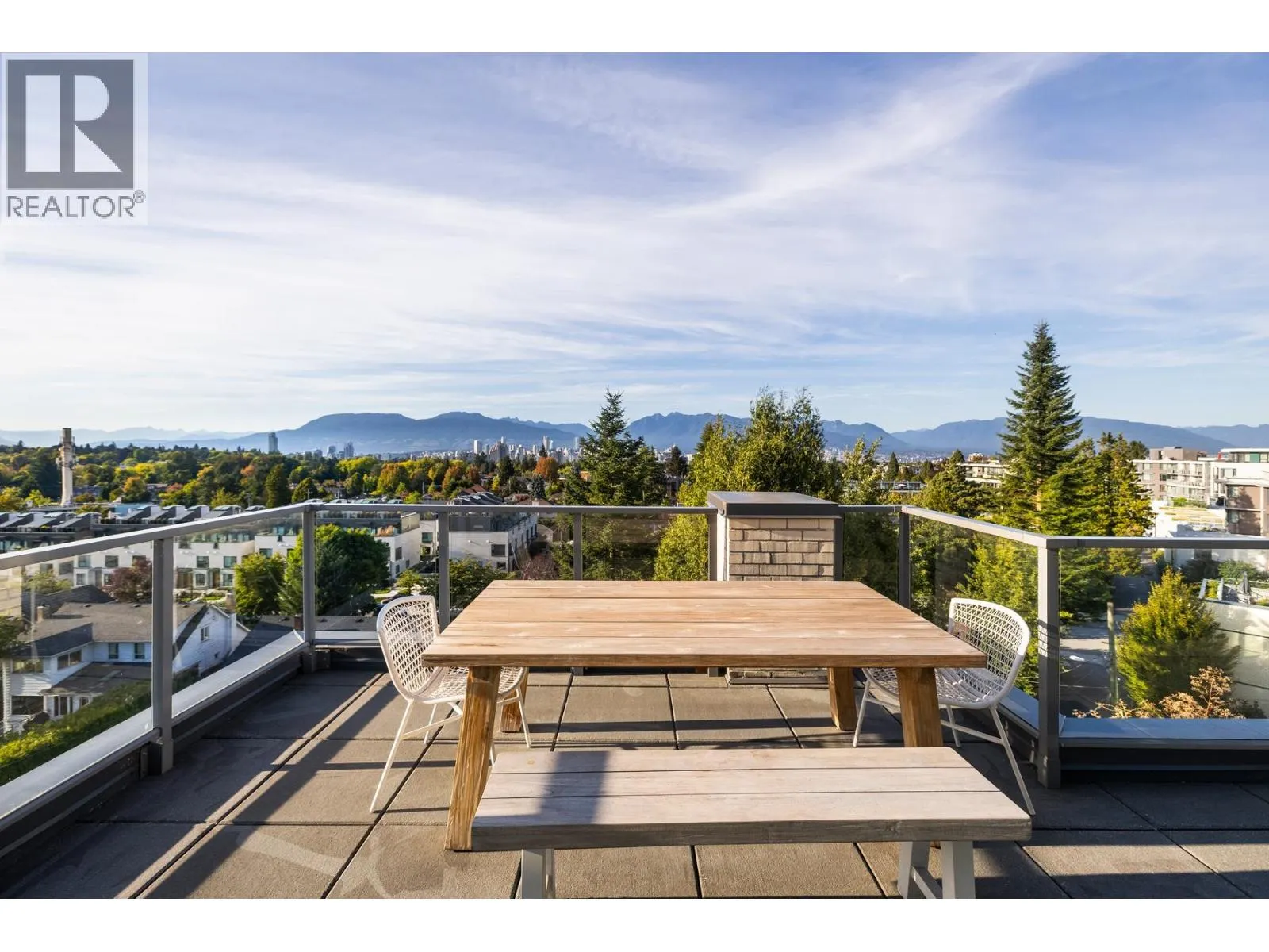 602 4685 CAMBIE STREET