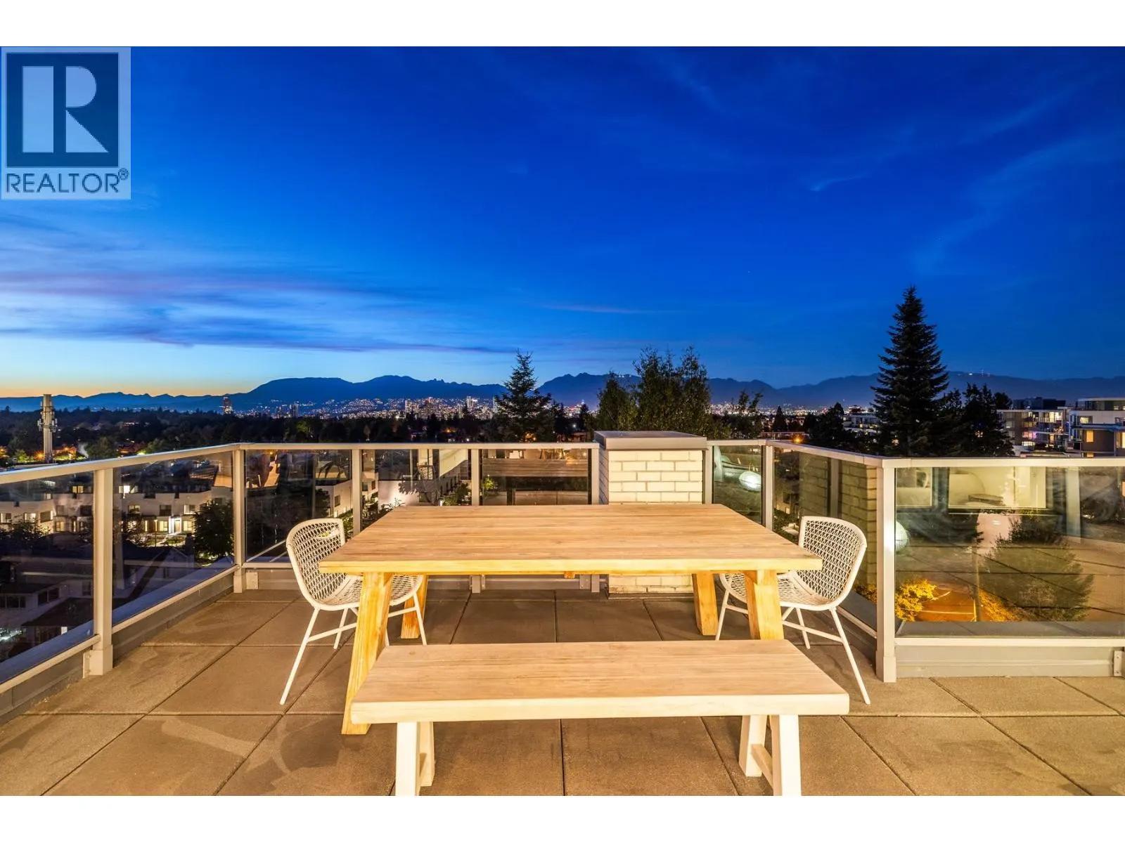 602 4685 CAMBIE STREET