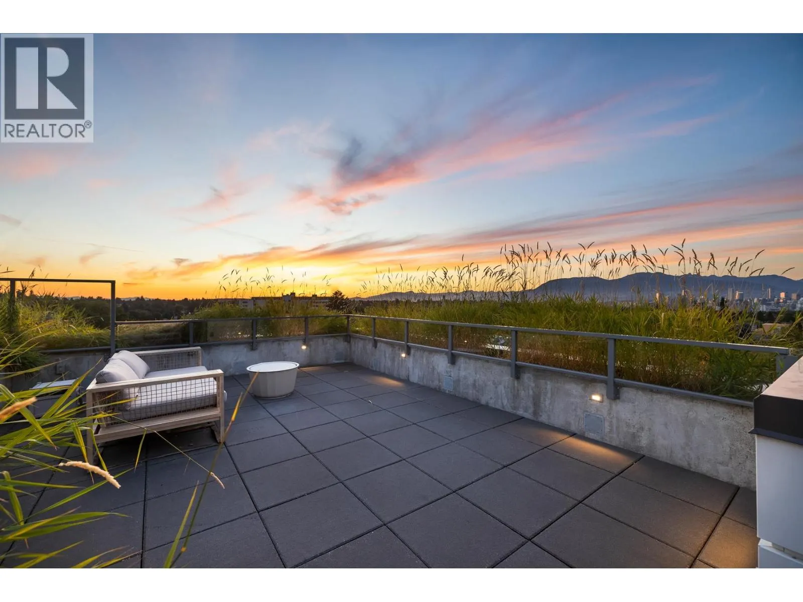 602 4685 CAMBIE STREET