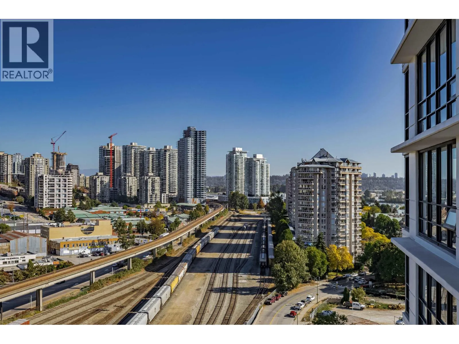 1508 1 RENAISSANCE SQUARE