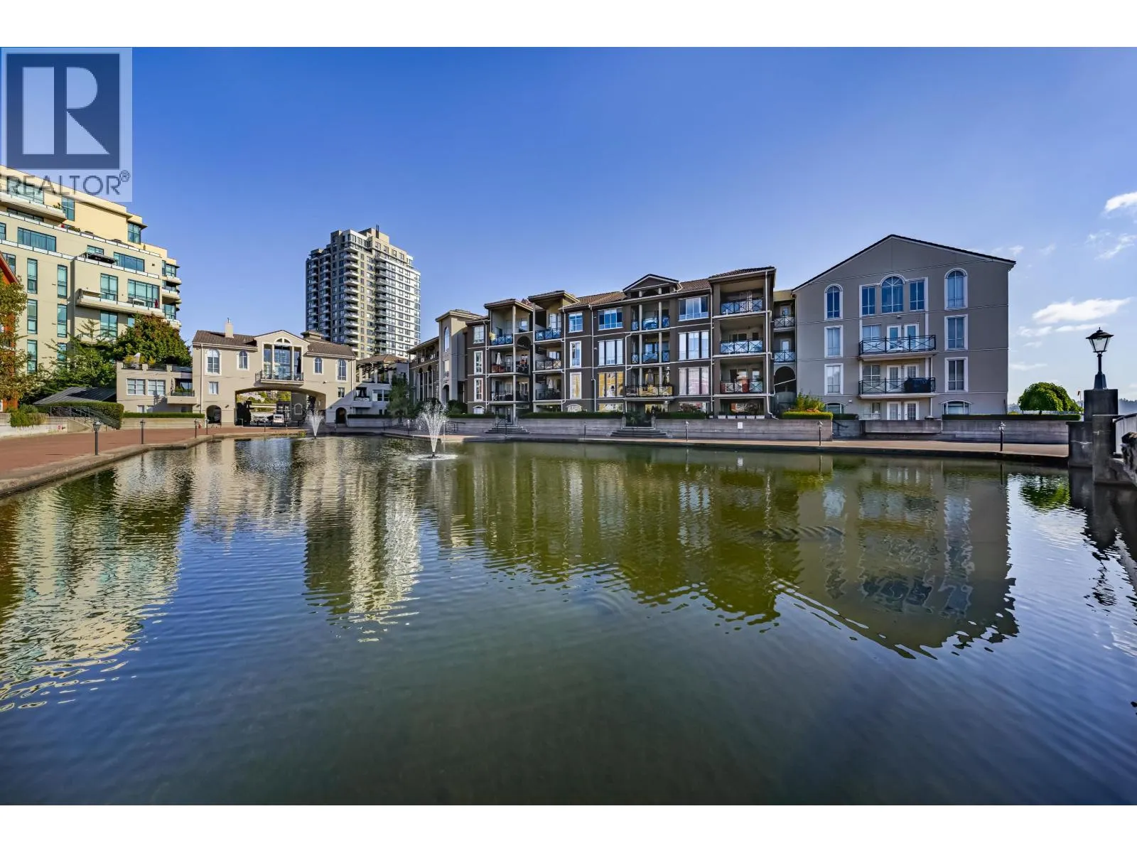 1508 1 RENAISSANCE SQUARE