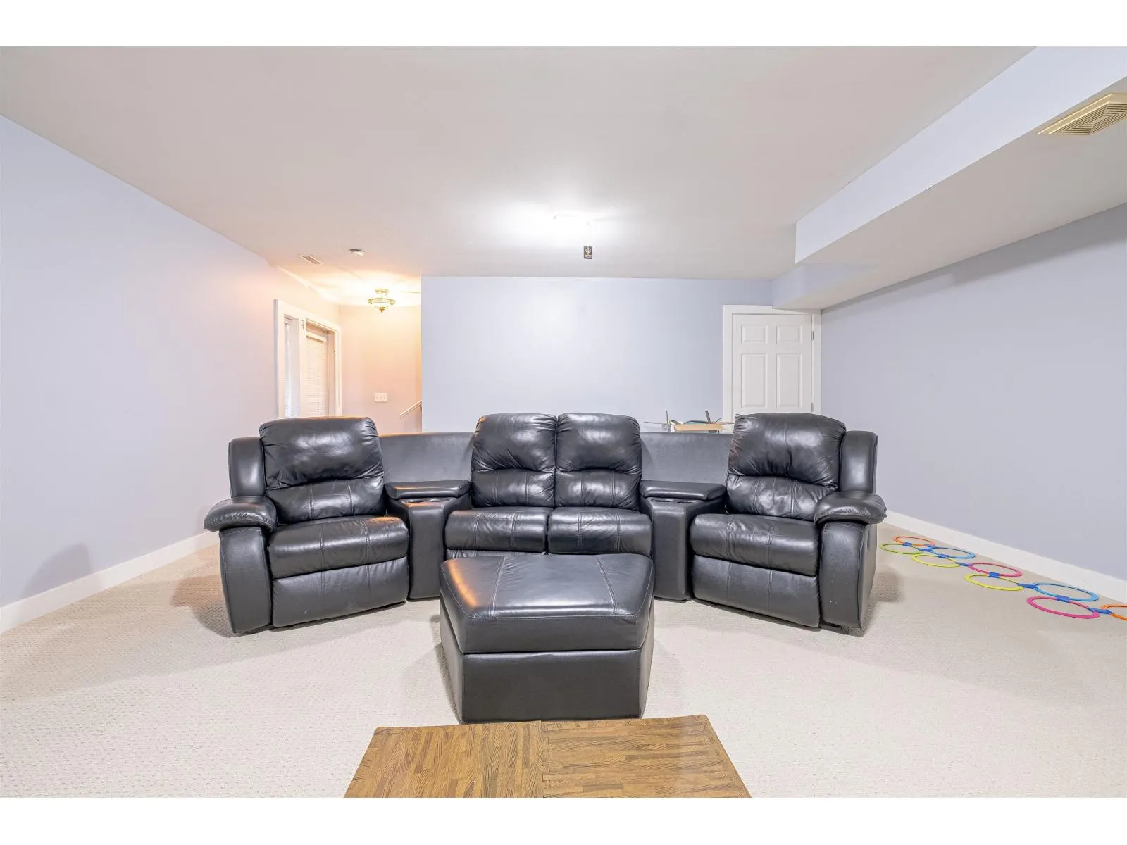 25 6110 138 STREET