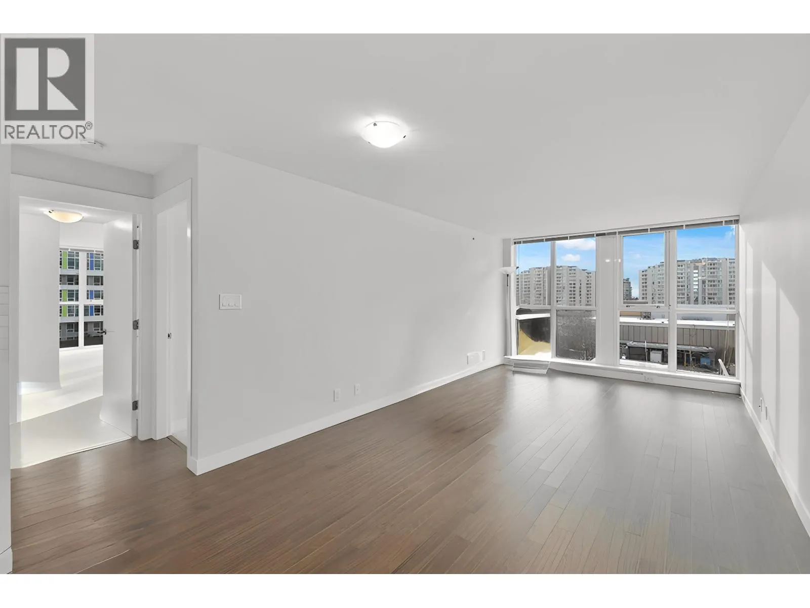 909 8033 SABA ROAD
