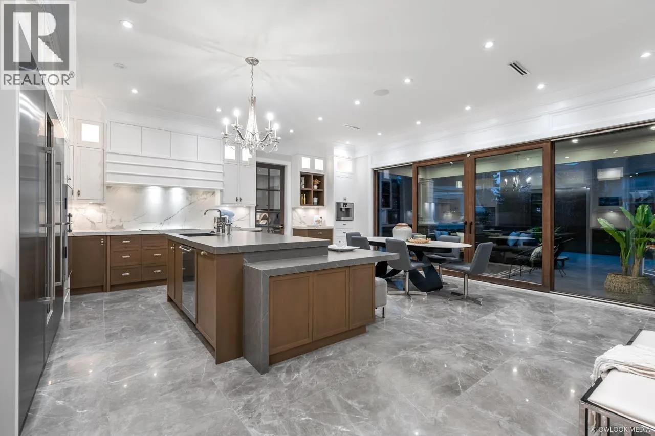 7680 GLACIER CRESCENT