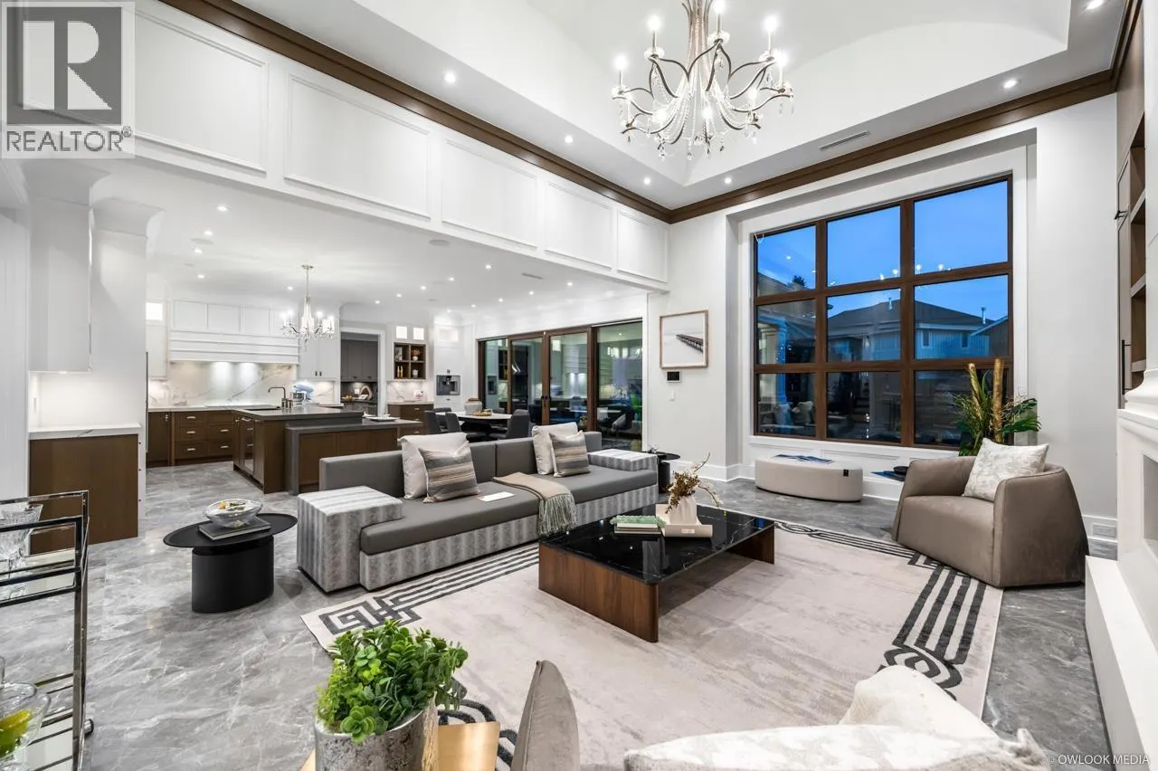 7680 GLACIER CRESCENT