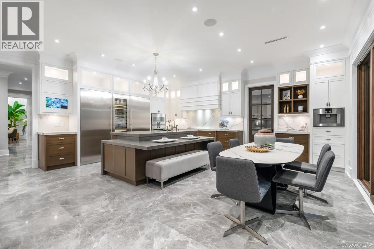 7680 GLACIER CRESCENT