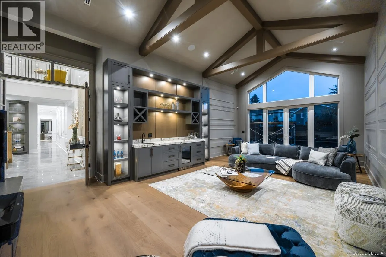 7680 GLACIER CRESCENT