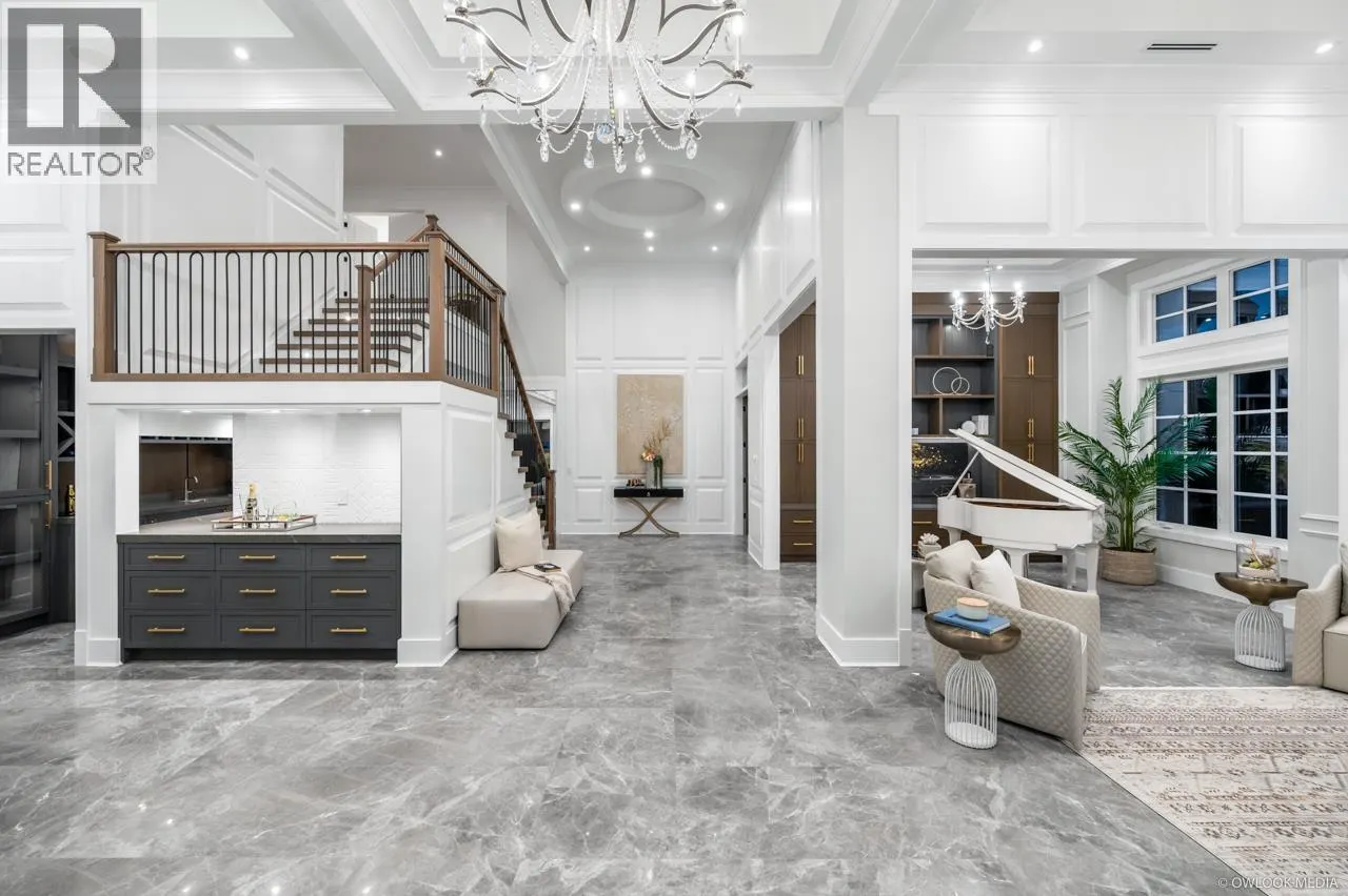 7680 GLACIER CRESCENT