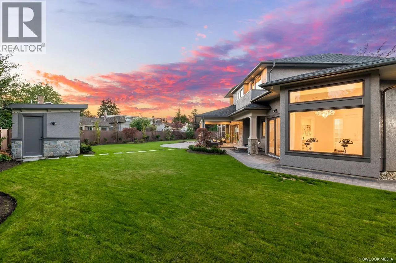 7680 GLACIER CRESCENT