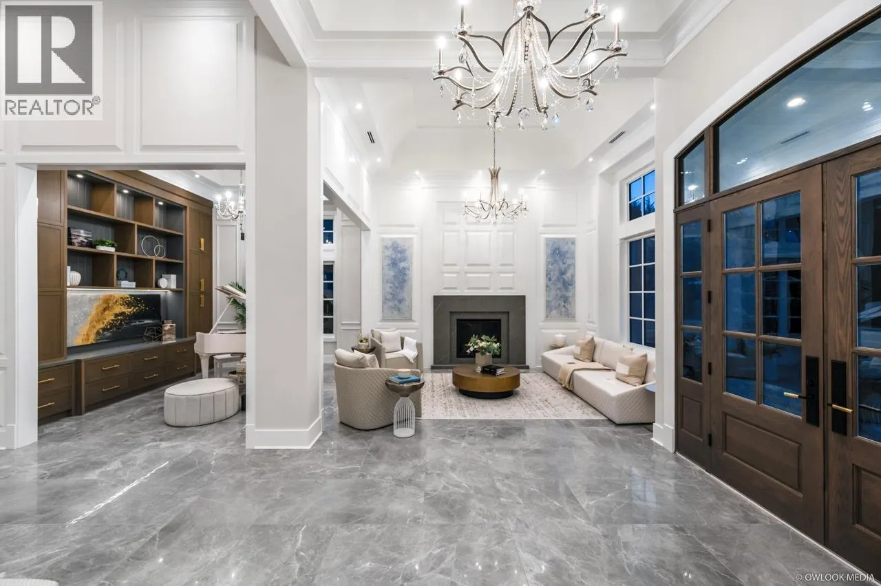 7680 GLACIER CRESCENT