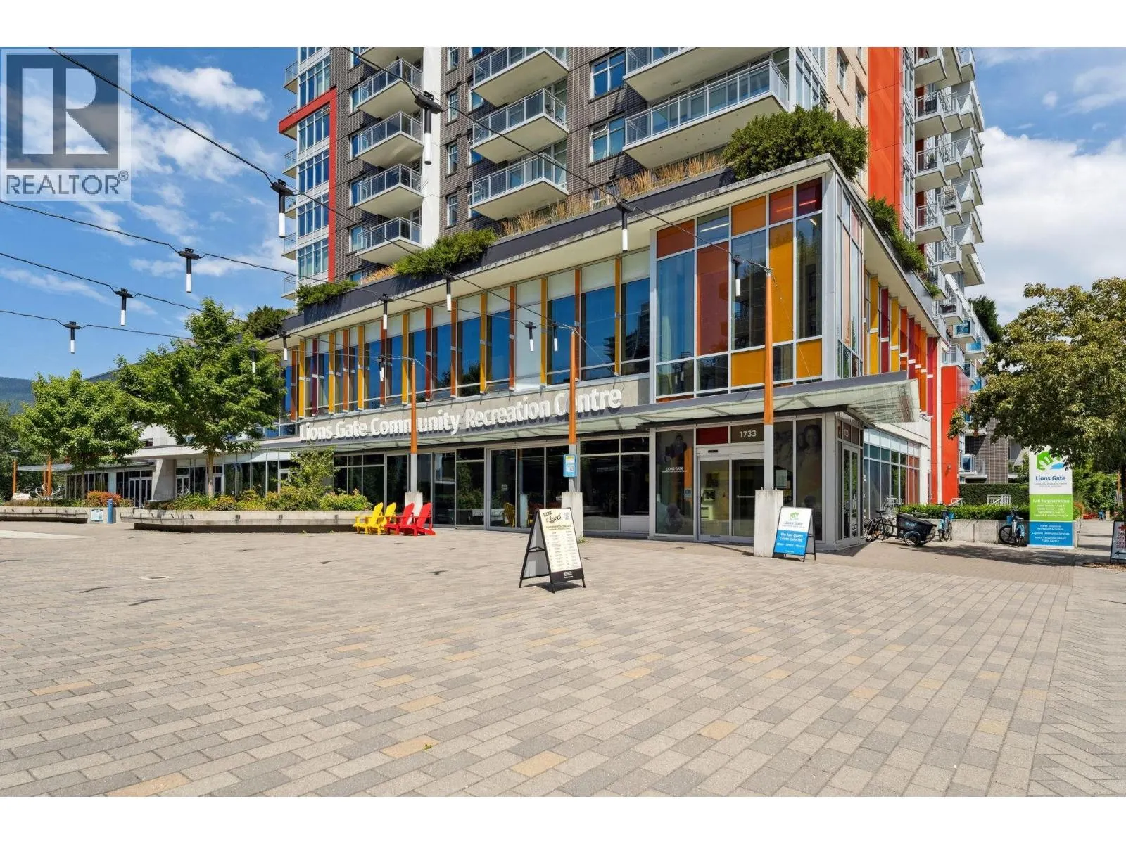 111 2060 CURLING ROAD
