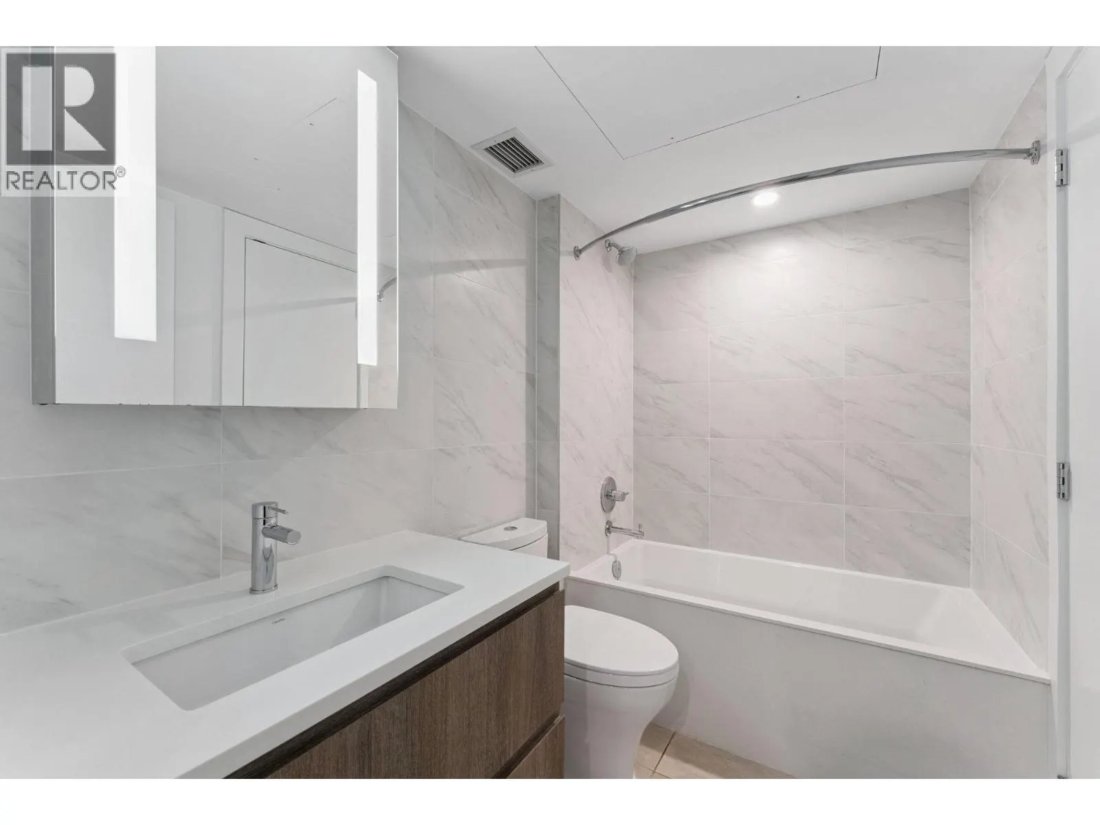111 2060 CURLING ROAD