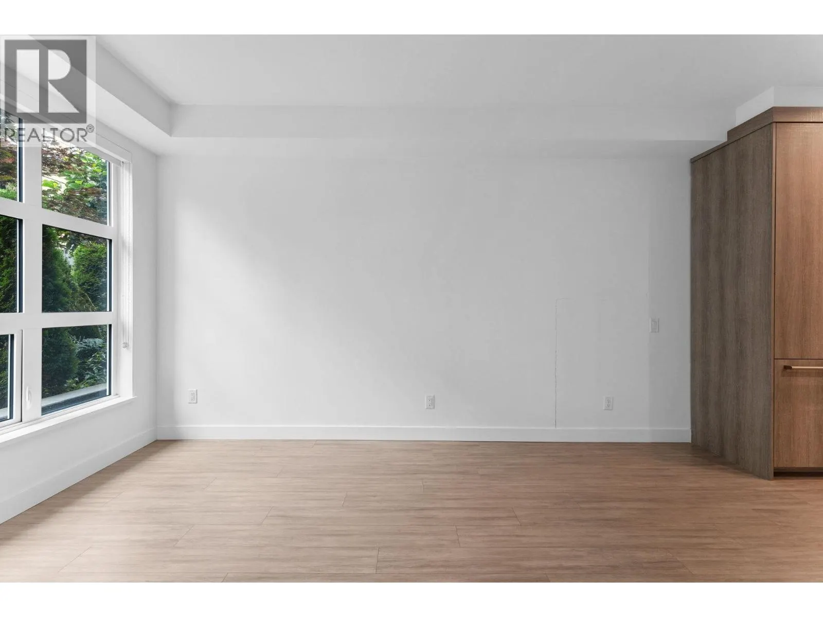 111 2060 CURLING ROAD