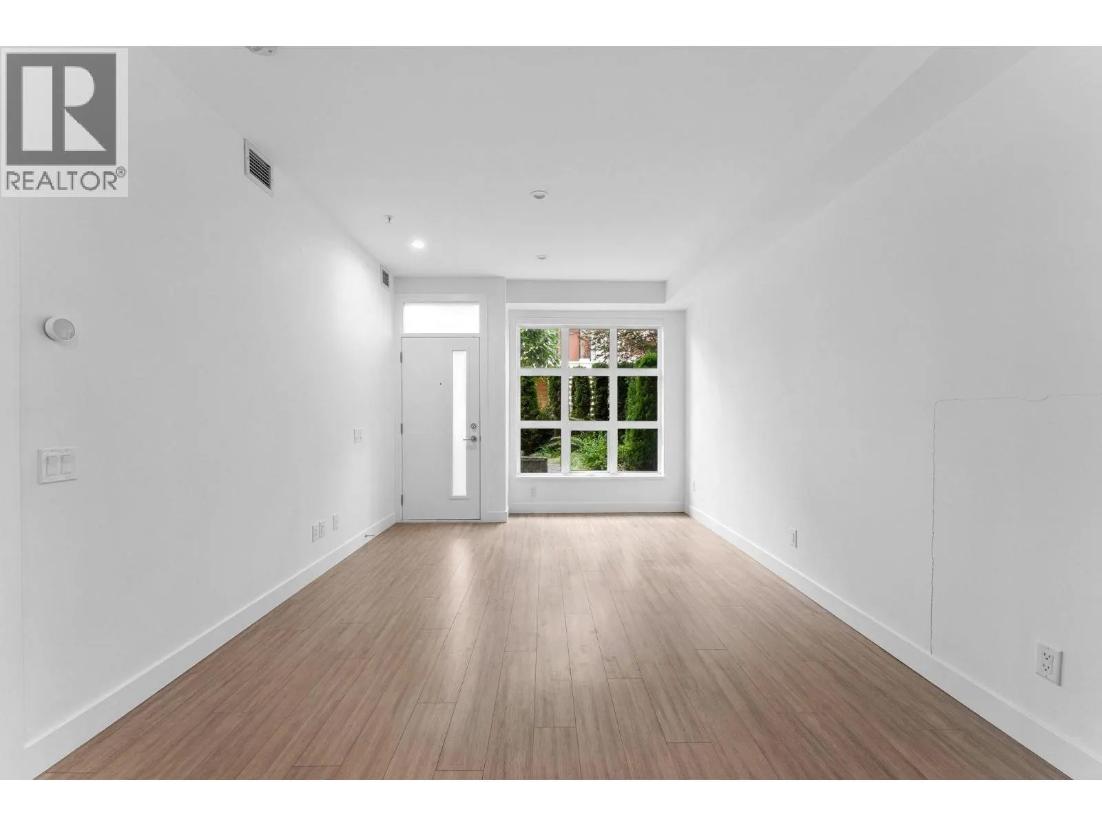 111 2060 CURLING ROAD