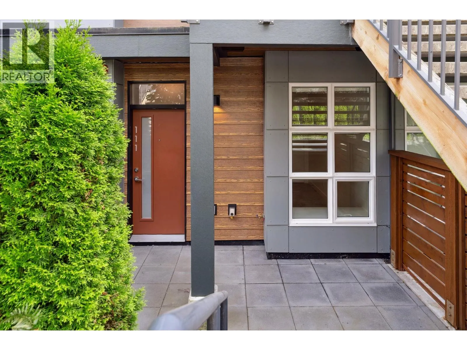 111 2060 CURLING ROAD