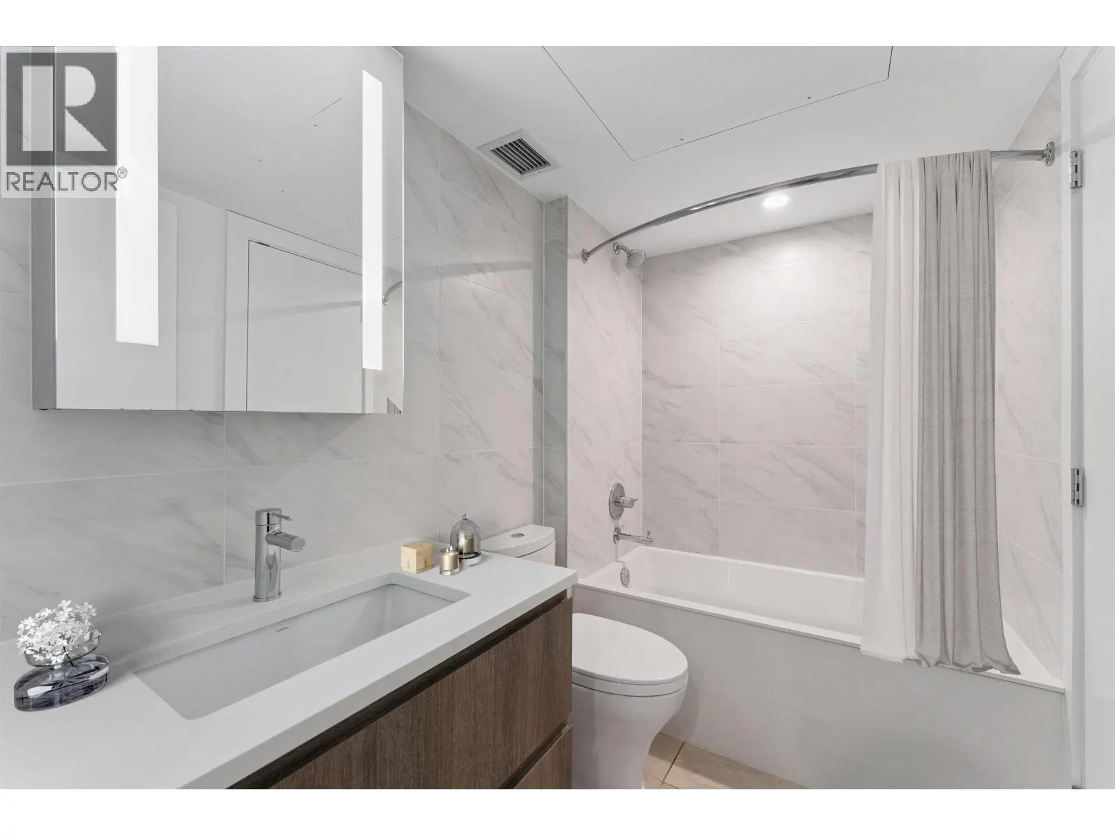 111 2060 CURLING ROAD