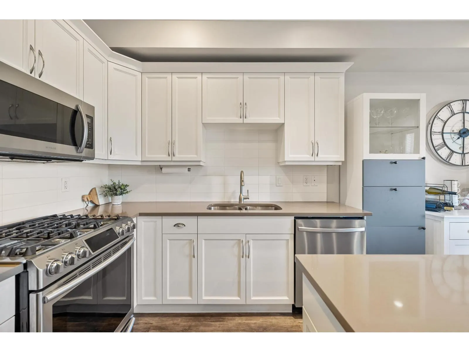 5 6491 VEDDER ROAD|Sardis South