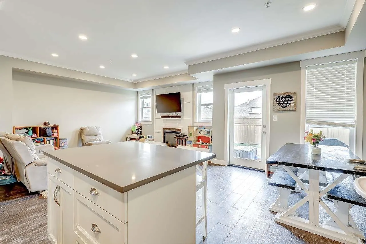 14 6491 VEDDER ROAD|Sardis South