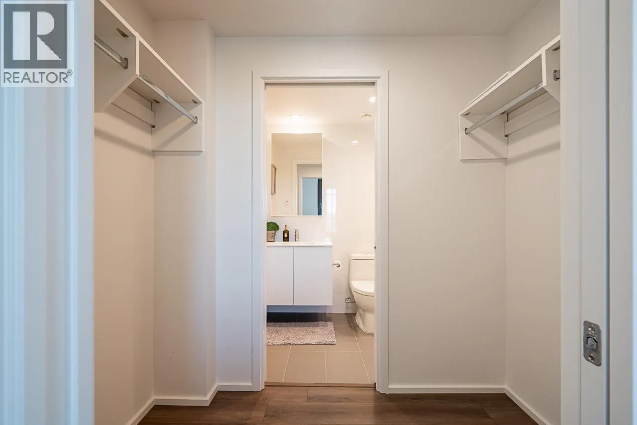 2401 3833 EVERGREEN PLACE
