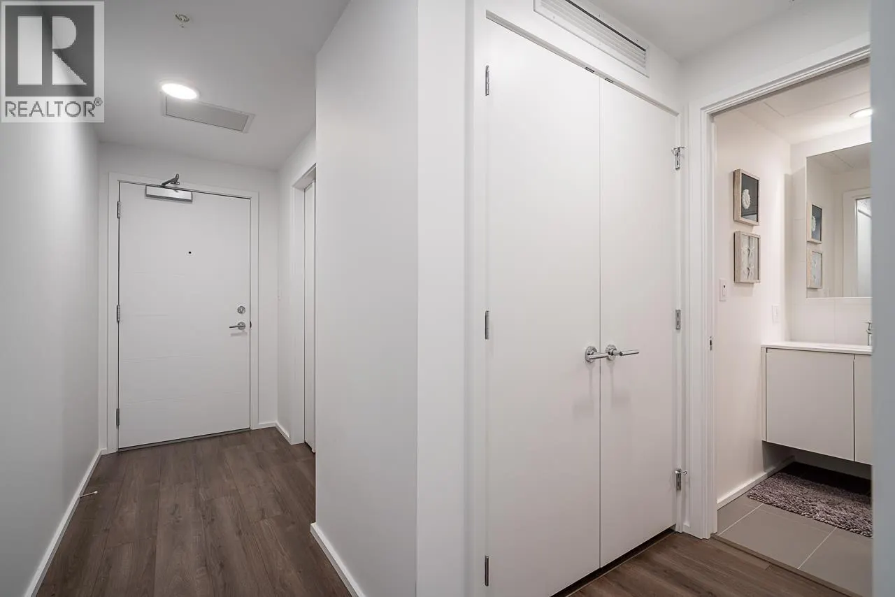 2401 3833 EVERGREEN PLACE