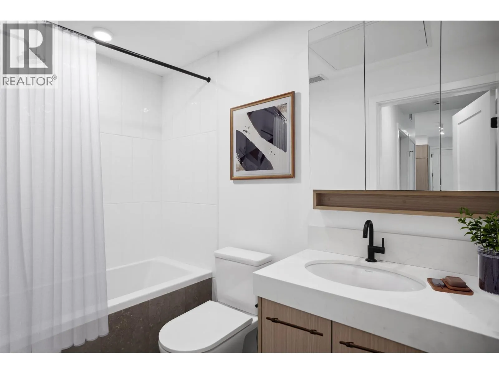 187 W KING EDWARD AVE STREET