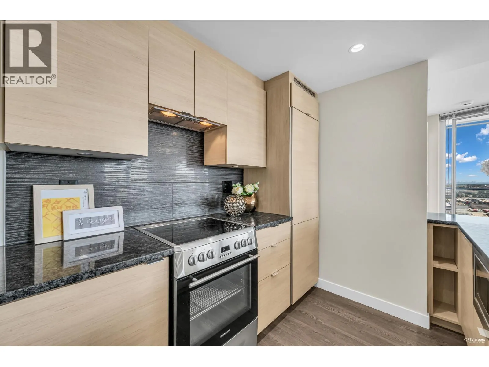 1802 489 INTERURBAN WAY