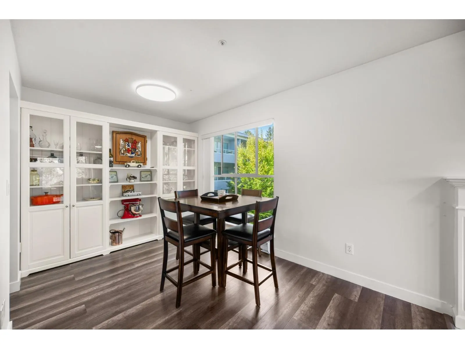 207 20350 54 AVENUE