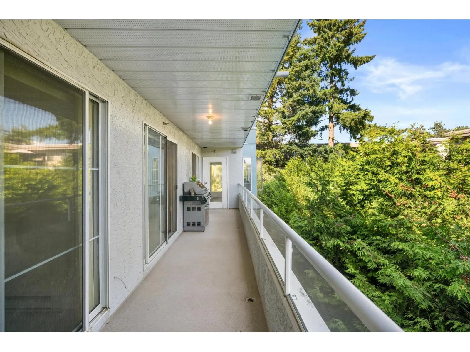 207 20350 54 AVENUE